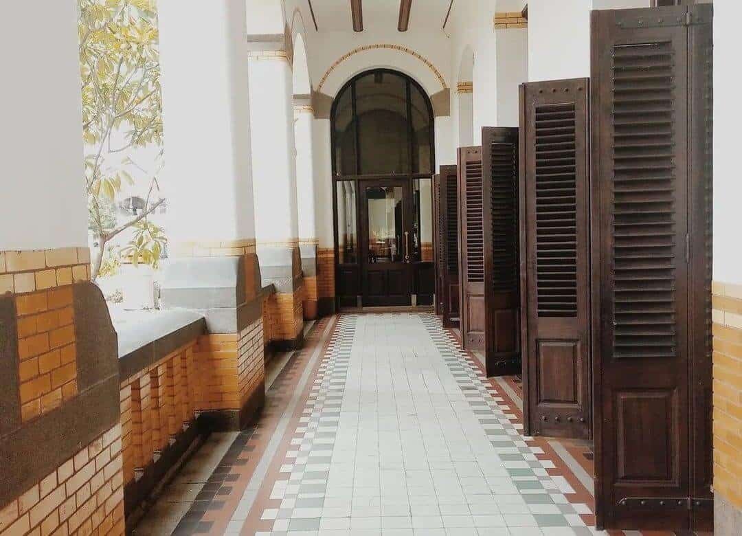 Banyak jendela dan pintu di Lawang Sewu (sumber instagram@araarchivee)