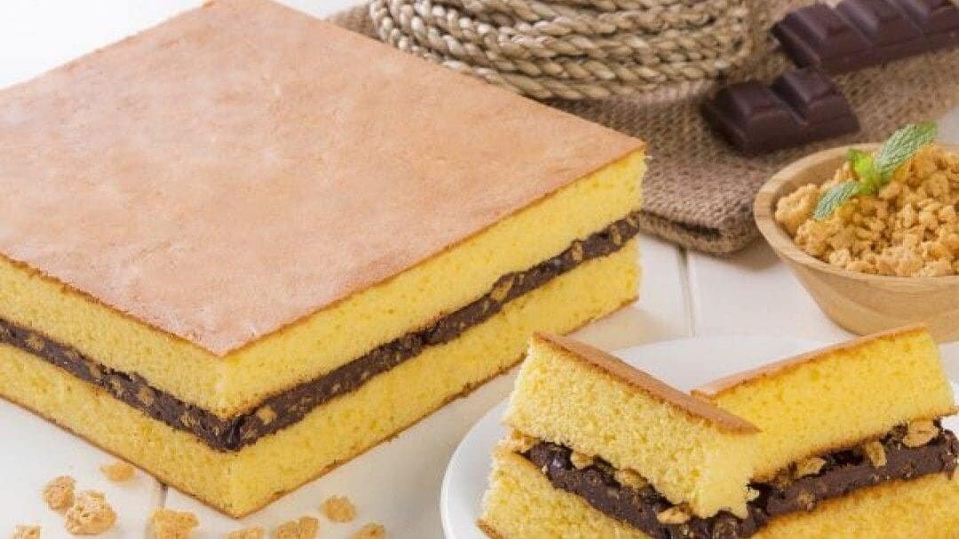 cake crunchy dari istana brillian (sumber adira.co.id)