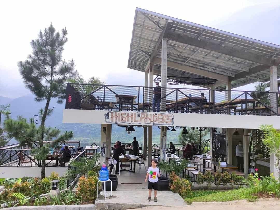 Alamat-highlanders-resort-cafe-sentul-bogor (sumber dakatour.com)