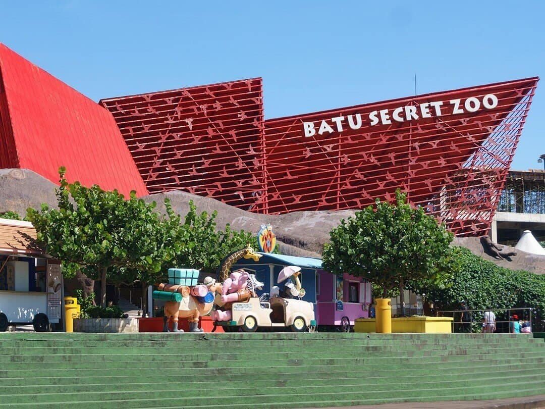 Batu Secret Zoo sumber (Traveloka.com)