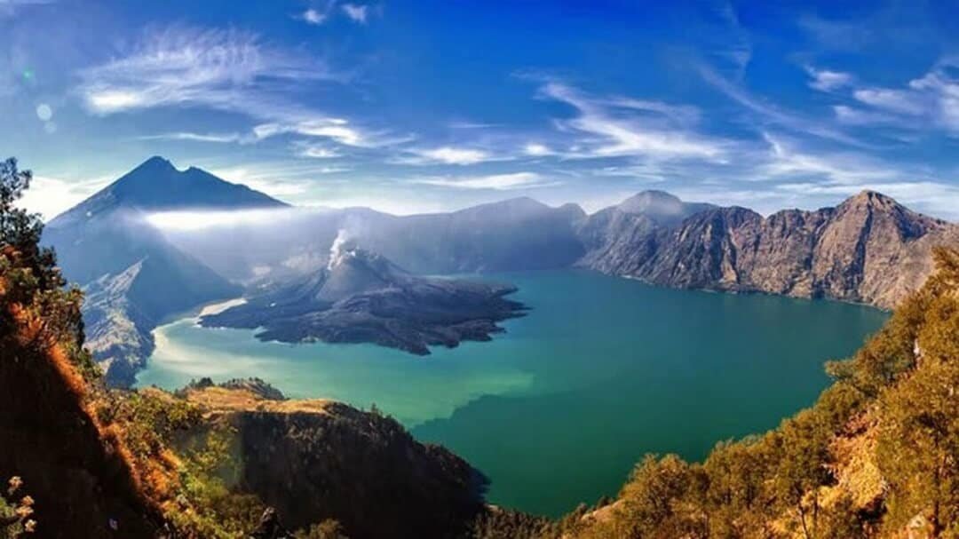 Mendaki Gunung Rinjani_Tantangan untuk Pecinta Petualangan (sumber liputan6.com)