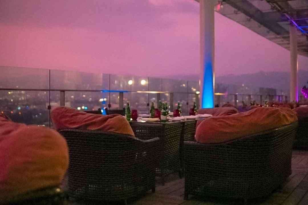 rooftop cafe bandung