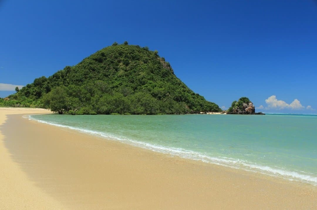 pantai di lombok