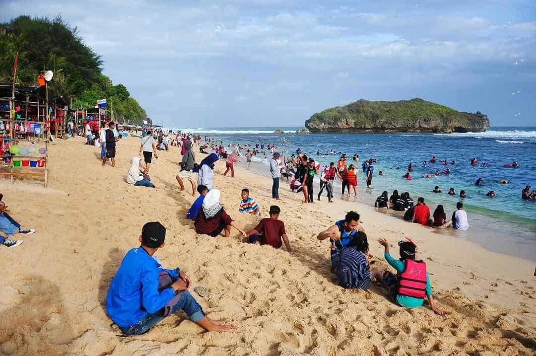 Pantai Sadranan