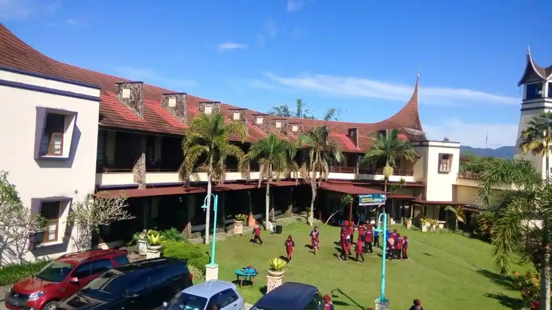 hotel bukittingi