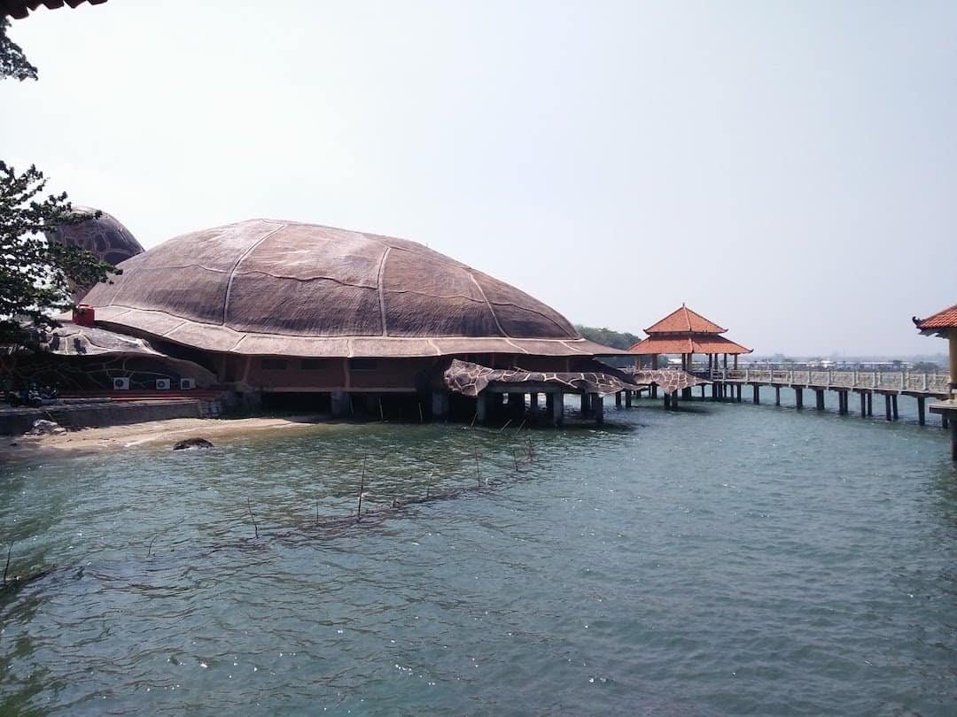 wisata pantai jepara