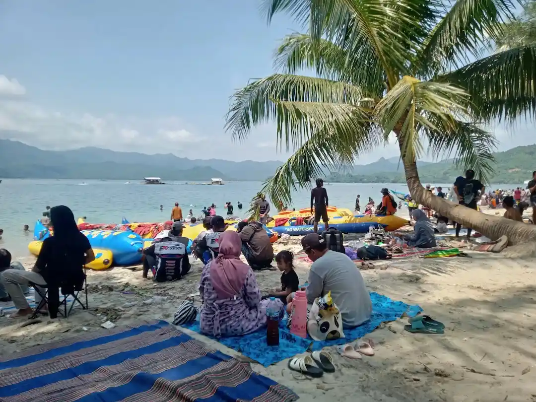 Pantai Mutiara