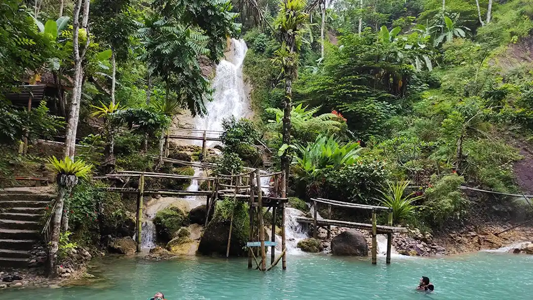 Air Terjun Kembang Soka