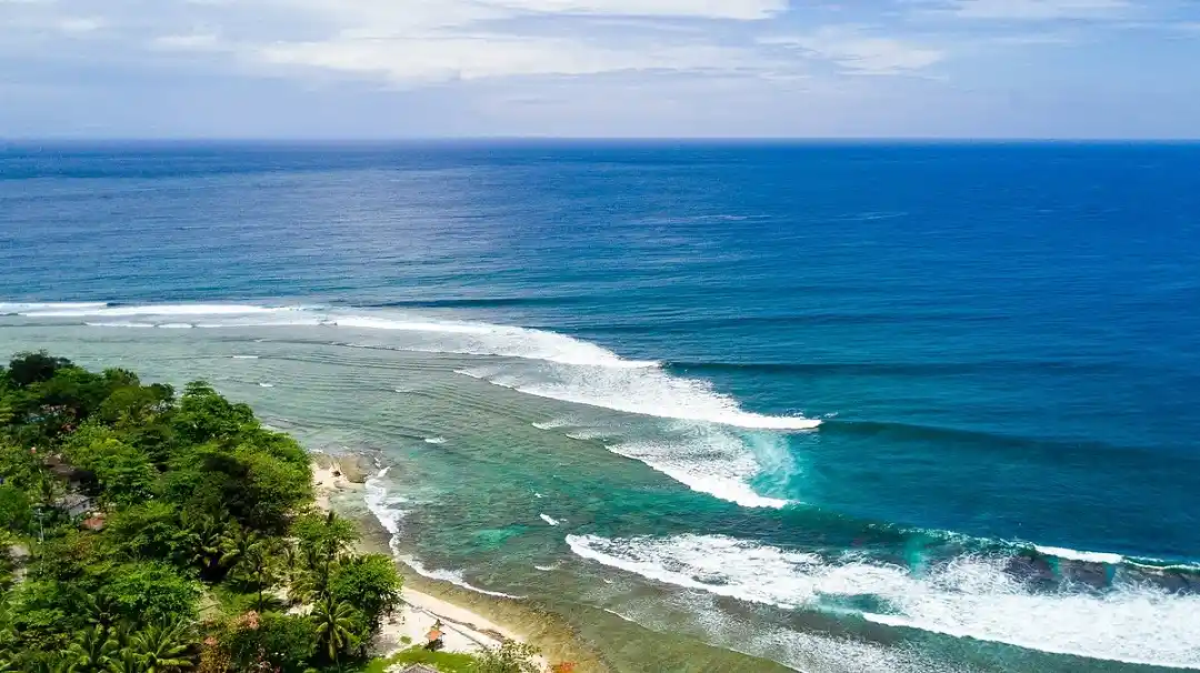 Pantai Tanjung Setia lampung