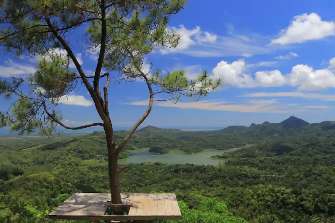 Puncak Kuda Sembrani