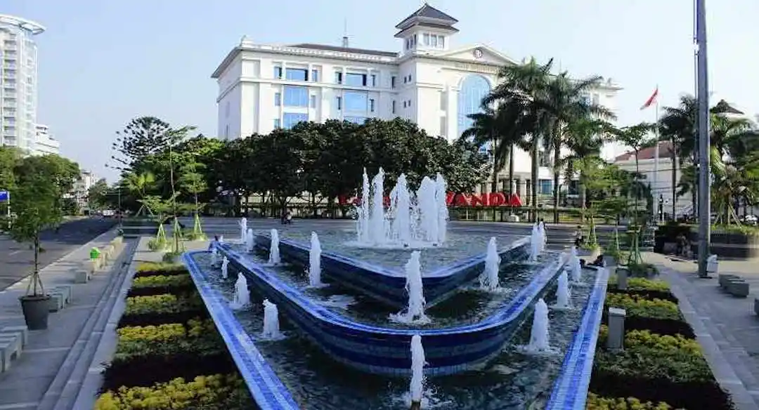 Taman-Vanda-Bandung