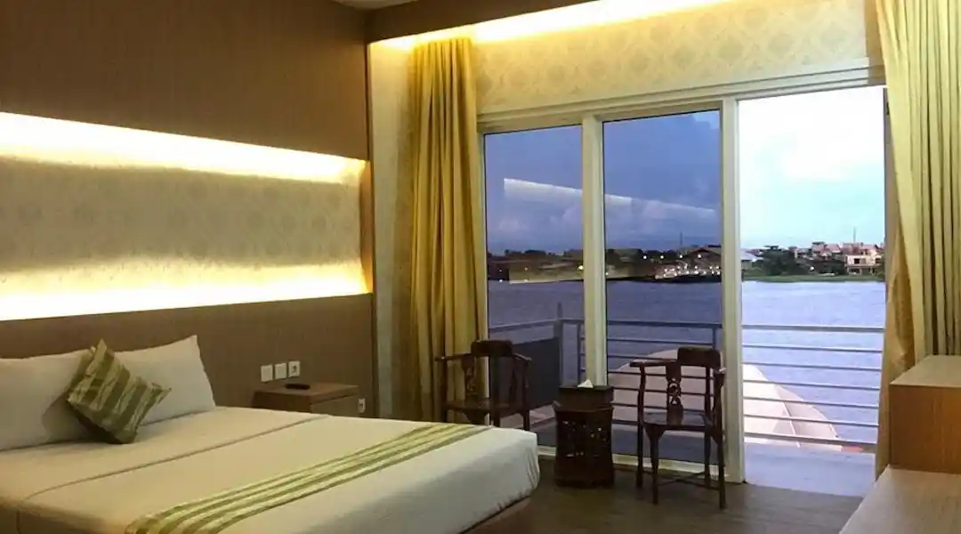 Hotel Grand Kartika