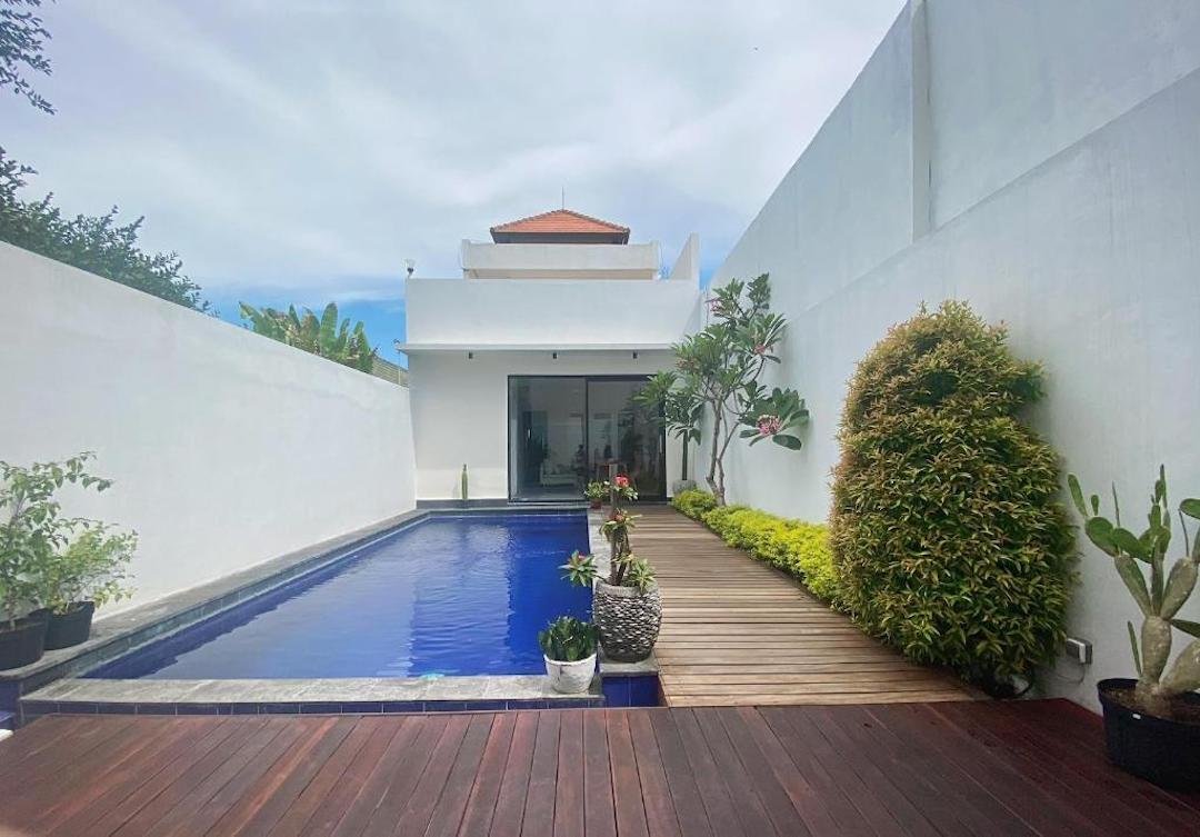 Villa Sindang Restu SR17 with Private Pool 2BR