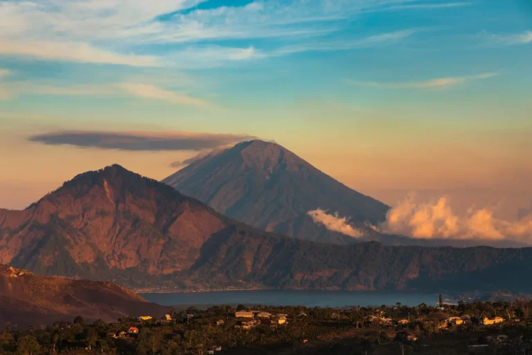 gunung di bali