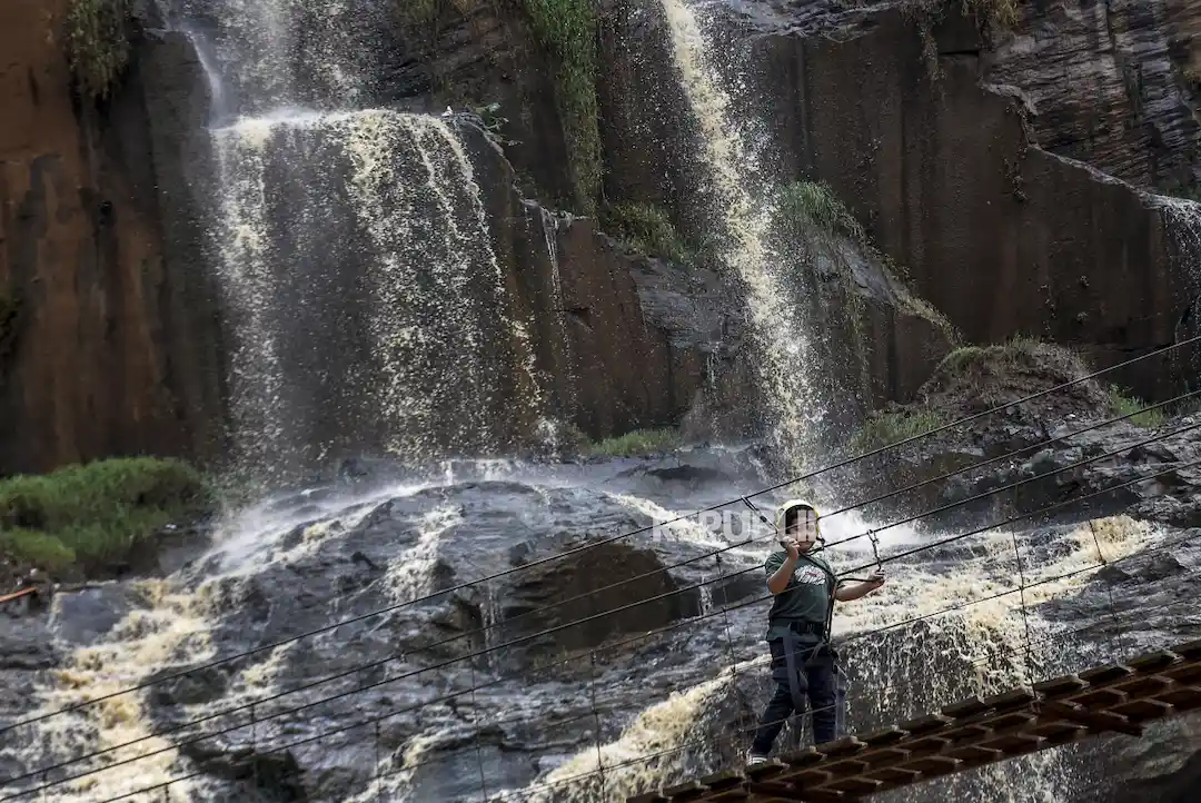 Curug Batu Templek Cisanggarung