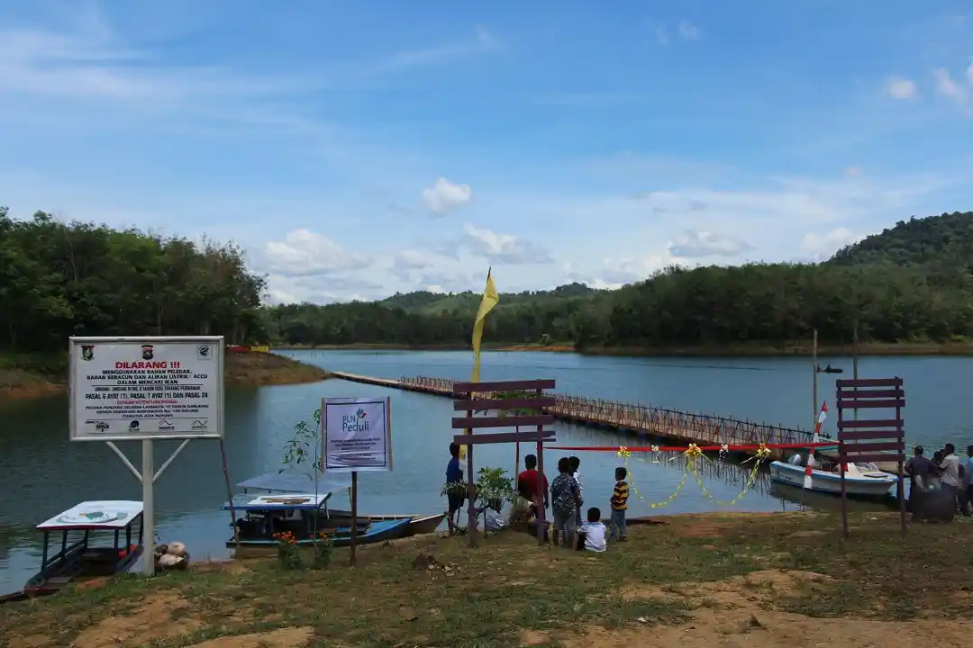 Kawasan Danau PLTA Koto Panjang