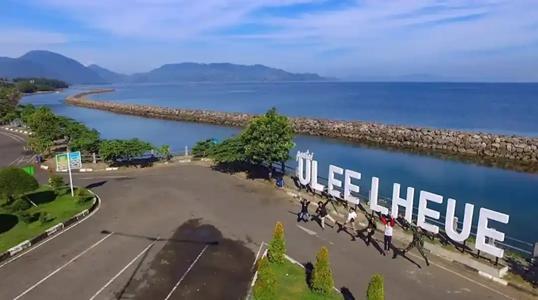 Pantai Ulee Lheue