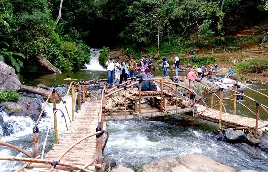 curug layung