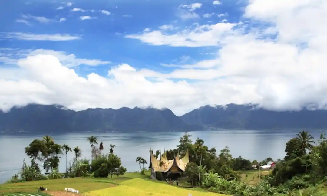 Danau Maninjau