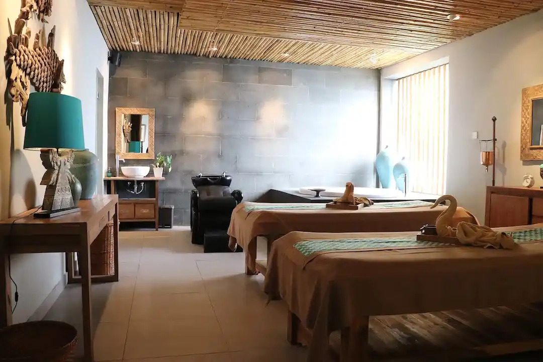 Taman Air Spa