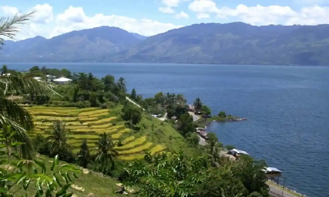 Danau Maninjau