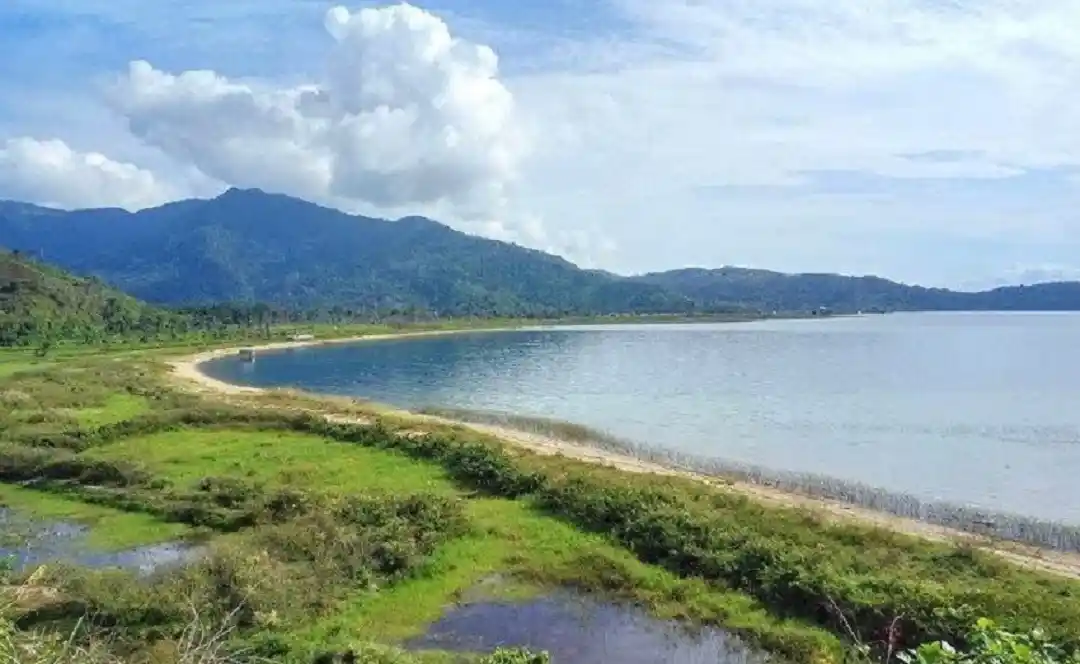 Danau Poso 