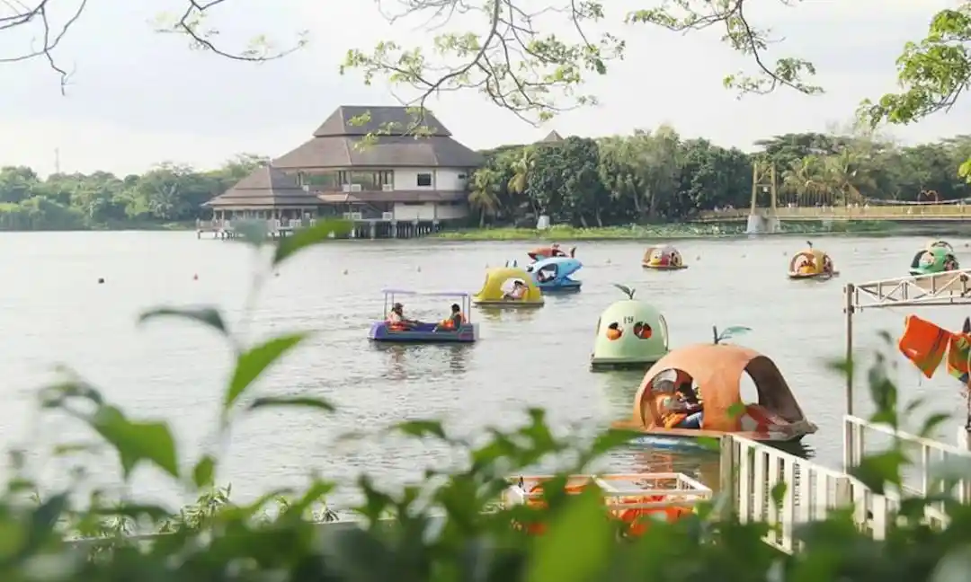 Taman Rekreasi dan Buah Mekarsari