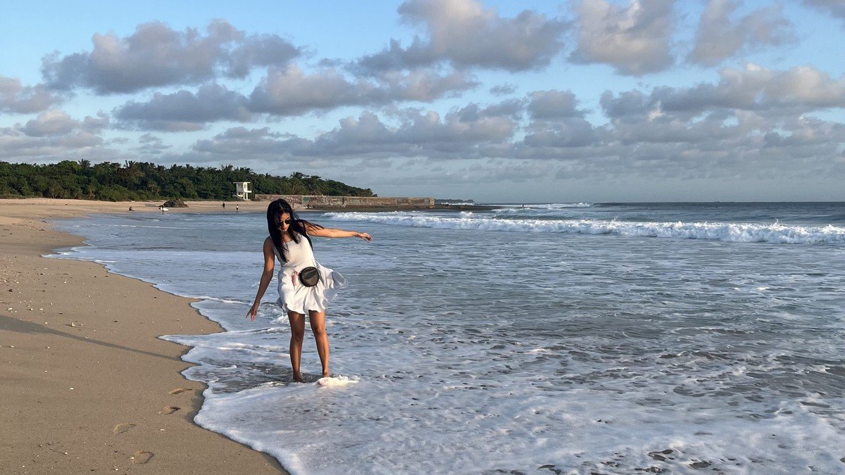 Pelepasan tukik penyu hijau di Pantai Pangumbahan Ujung Genteng Sukabumi