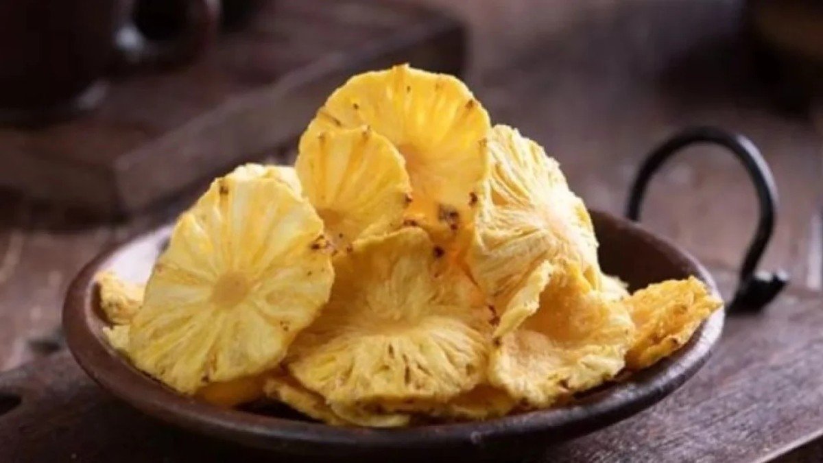 Keripik Nanas khas Pekanbaru dalam kemasan, oleh-oleh populer dari buah nanas Riau