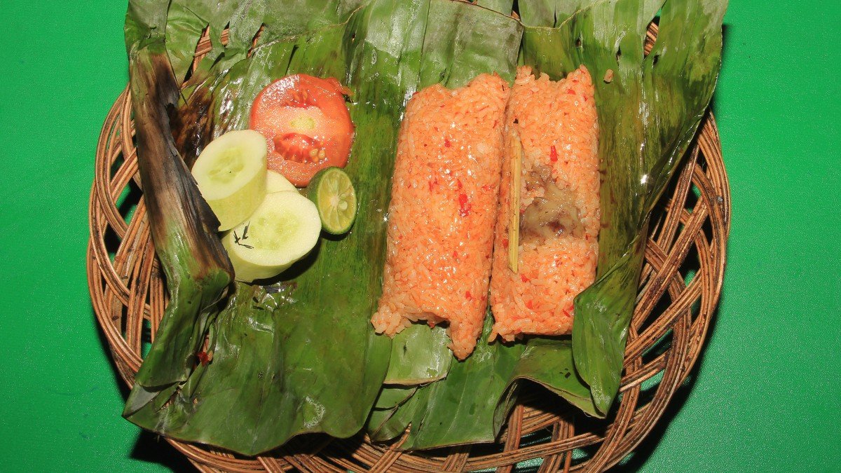 nasi sumsum khas Tangerang dengan sumsum tulang sapi